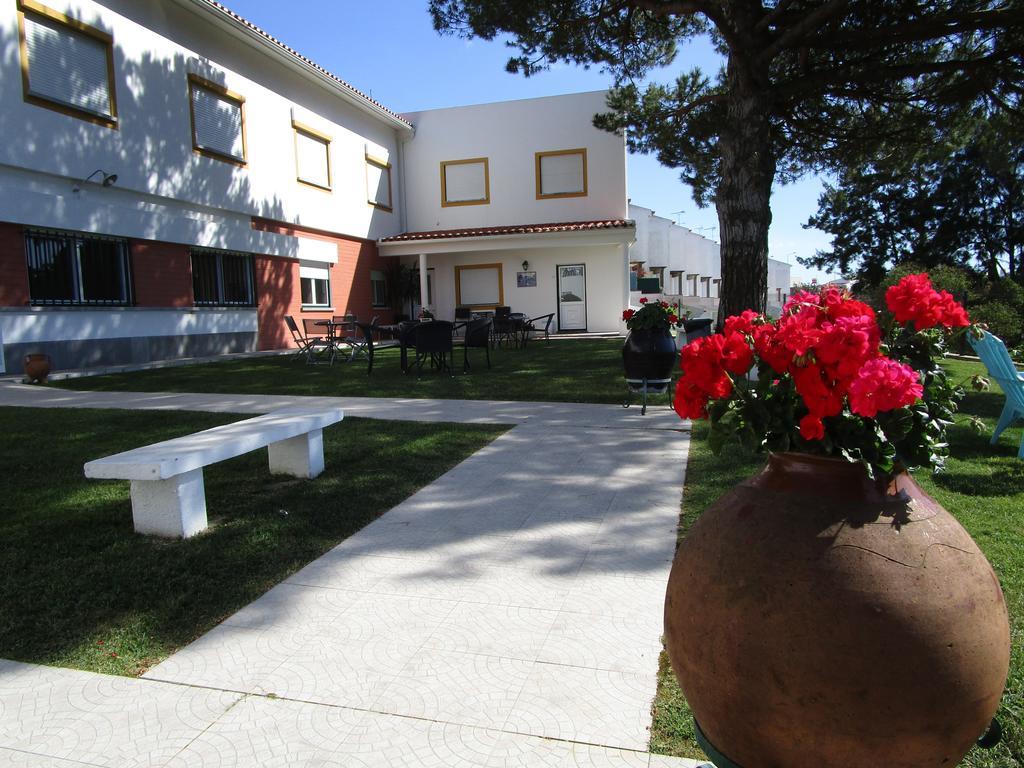 Hotel Louro Obidos Exterior photo