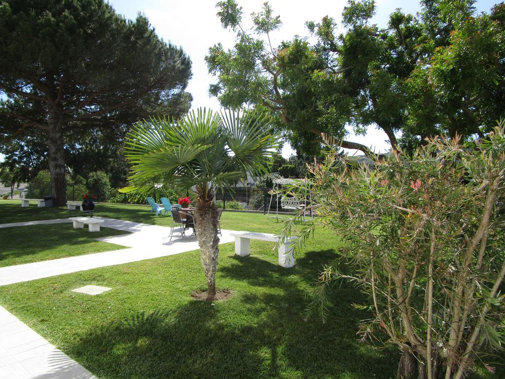 Hotel Louro Obidos Exterior photo